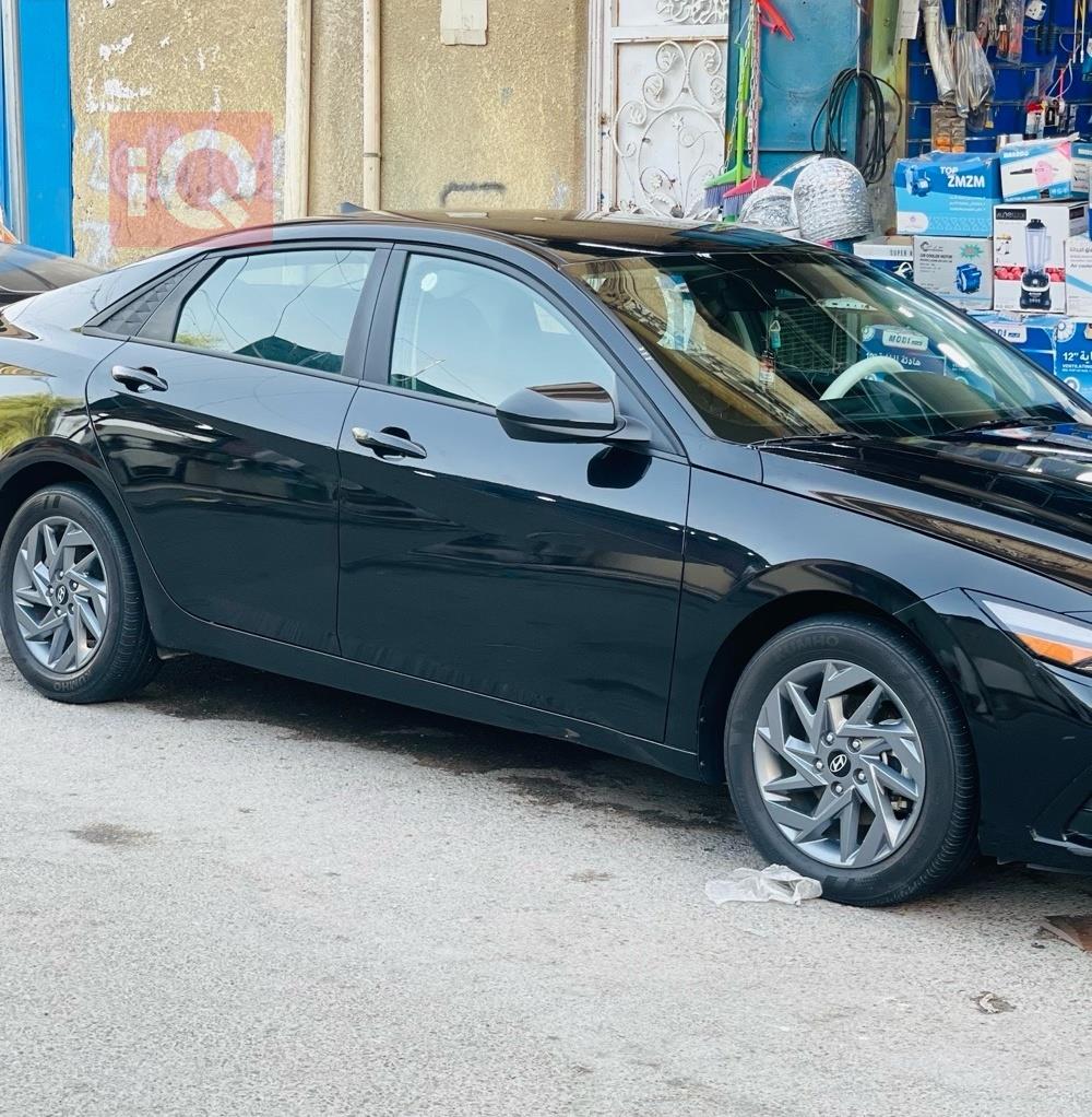 هیوندای ئەلەنترا